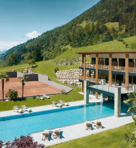 Sonnenalm Four-star Feel Good Active Hotel - Andreus Resorts